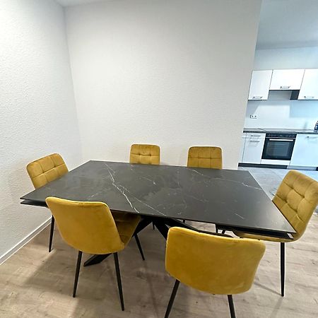 Seductive Apt, With High Class Щутгарт Екстериор снимка